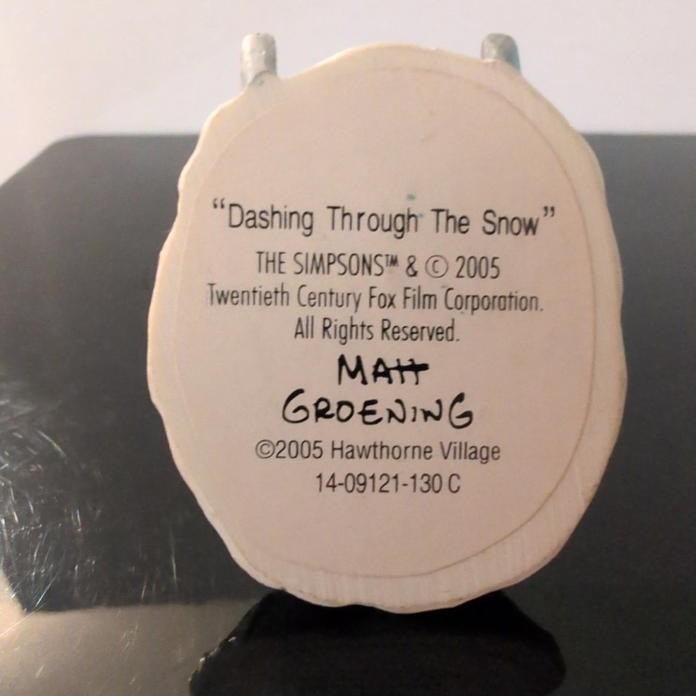 The Simpsons Hawthorne Village Dashing Through The Snow Lisa Maggie Sleigh 2005 - Picture 5 of 5